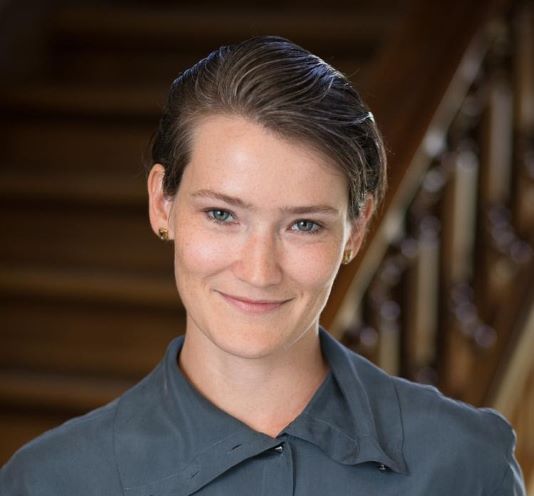 Kristin Roebuck Headshot 2024